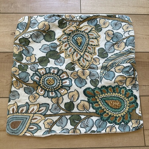 Pottery Barn Decorative Pillow Cover 20x20 - Picture 1 of 1